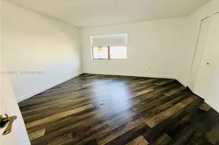 9429 Fontainebleau Blvd, Miami, FL 33172 - Photo 9