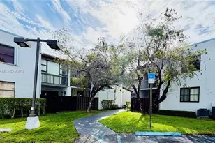 9429 Fontainebleau Blvd, Miami, FL 33172 - Photo 21