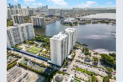 2801 NE 183rd St #1805W, Aventura, FL 33160 - Photo 15