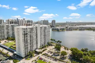 2801 NE 183rd St, Aventura, FL 33160 - Photo 13