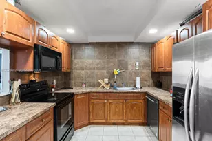 2801 NE 183rd St, Aventura, FL 33160 - Photo 7