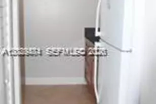 8260 SW 210th St, Cutler Bay, FL 33189 - Photo 3