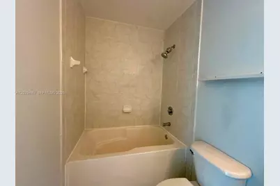 133 NE 2nd Ave #1905, Miami, FL 33132 - Photo 15