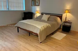 180 NE 12th Ave, Hallandale Beach, FL 33009 - Photo 11