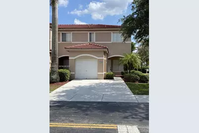 7980 S Southwood Cir #0, Davie, FL 33328 - Photo 1