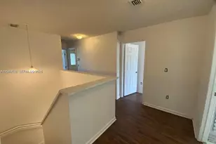 7980 S Southwood Cir, Davie, FL 33328 - Photo 15