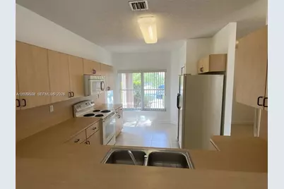 7980 S Southwood Cir #0, Davie, FL 33328 - Photo 7