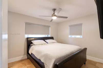 8595 SW 128th St, Miami, FL 33156 - Photo 15