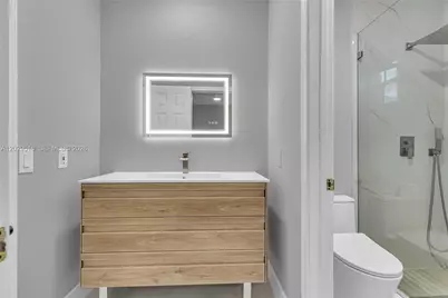 1140 Cedar Falls Dr, Weston, FL 33327 - Photo 23
