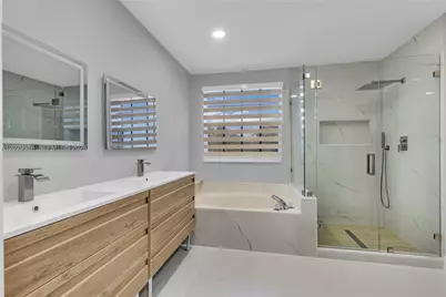 1140 Cedar Falls Dr, Weston, FL 33327 - Photo 25