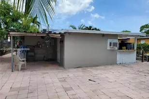 1752 Lauderdale Manor Dr, Fort Lauderdale, FL 33311 - Photo 9