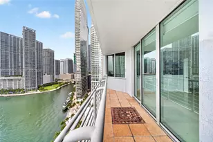 325 S Biscayne Blvd, Miami, FL 33131 - Photo 13