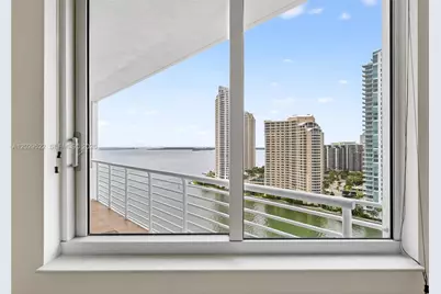 325 S Biscayne Blvd #2219, Miami, FL 33131 - Photo 13