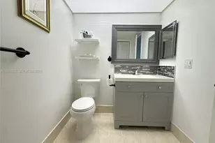 500 SW 130th Terrace, Pembroke Pines, FL 33027 - Photo 5