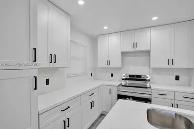1628 NE 7th Ave, Fort Lauderdale, FL 33305 - Photo 7