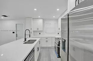1628 NE 7th Ave, Fort Lauderdale, FL 33305 - Photo 5