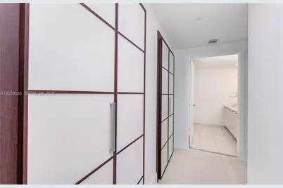 951 Brickell Ave #3210, Miami, FL 33131 - Photo 25
