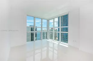 951 Brickell Ave, Miami, FL 33131 - Photo 15