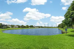6124 NW 40th St, Coral Springs, FL 33067 - Photo 23