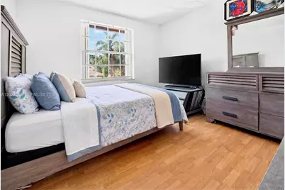 6124 NW 40th St, Coral Springs, FL 33067 - Photo 17