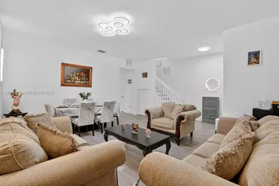 8904 SW 19th St, Miramar, FL 33025 - Photo 11