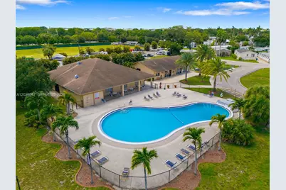 8520 SW 21st Ct, Davie, FL 33324 - Photo 23