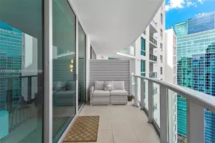 300 S Biscayne Blvd, Miami, FL 33131 - Photo 19