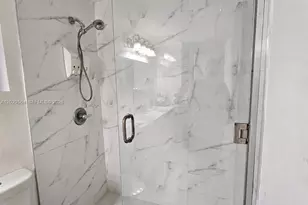 6540 NW 114th Ave, Doral, FL 33178 - Photo 9