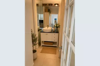 800 West Ave #715, Miami Beach, FL 33139 - Photo 5