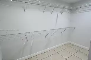 10750 NW 66th St, Doral, FL 33178 - Photo 19