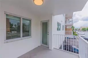 3755 NE 167th St, North Miami Beach, FL 33160 - Photo 11