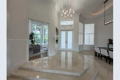2458 Provence Ct, Weston, FL 33327 - Photo 7