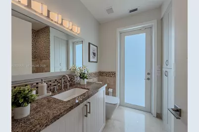 2458 Provence Ct, Weston, FL 33327 - Photo 83