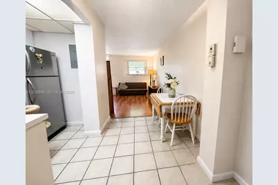 447 NE 195th St #115, Miami, FL 33179 - Photo 3
