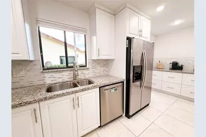 16295 Laurel Dr #2, Weston, FL 33326 - Photo 41