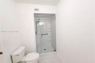 16295 Laurel Dr, Weston, FL 33326 - Photo 23
