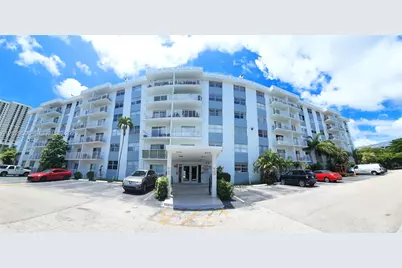 16465 NE 22nd Ave #610, North Miami Beach, FL 33160 - Photo 1