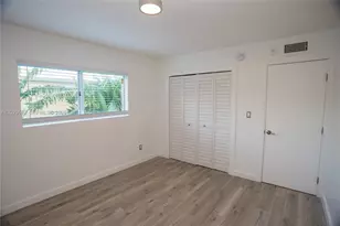 3755 NE 167th St, North Miami Beach, FL 33160 - Photo 17