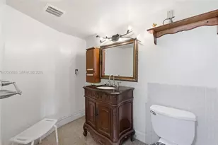 1501 NE 191st St, Miami, FL 33179 - Photo 23