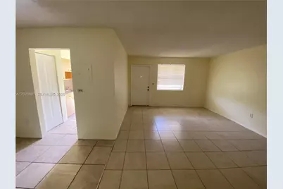 2400 NE 188th St #2404, Miami, FL 33180 - Photo 3