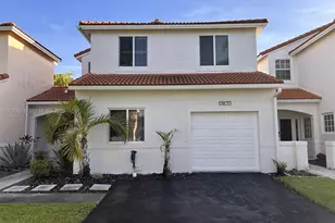 17835 SW 10th Ct, Pembroke Pines, FL 33029 - Photo 1