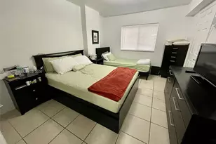 2475 NW 16th St Rd, Miami, FL 33125 - Photo 5
