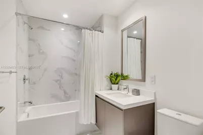 851 NE 1st Ave #1705, Miami, FL 33132 - Photo 15