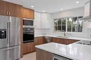 661 Kensington Pl, Wilton Manors, FL 33305 - Photo 23