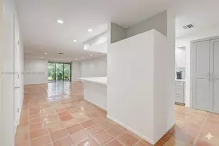 5375 10th Fairway Dr, Delray Beach, FL 33484 - Photo 3