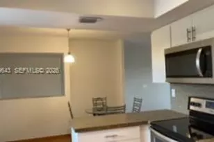 8775 Park Blvd, Miami, FL 33172 - Photo 7