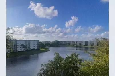 8775 Park Blvd #418, Miami, FL 33172 - Photo 1