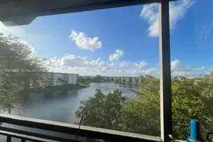 8775 Park Blvd, Miami, FL 33172 - Photo 3
