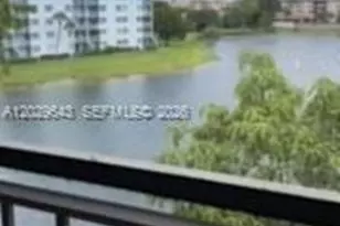 8775 Park Blvd, Miami, FL 33172 - Photo 5