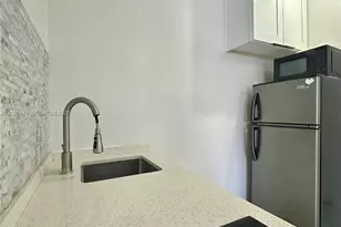 415 75th St, Miami Beach, FL 33141 - Photo 9